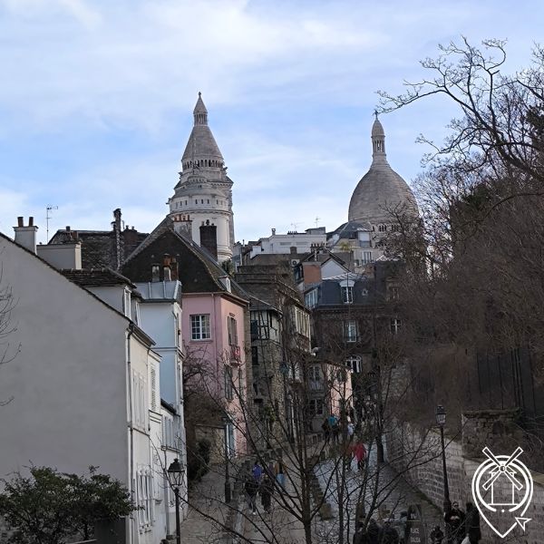 maison-rose-abreuvoir-montmartre