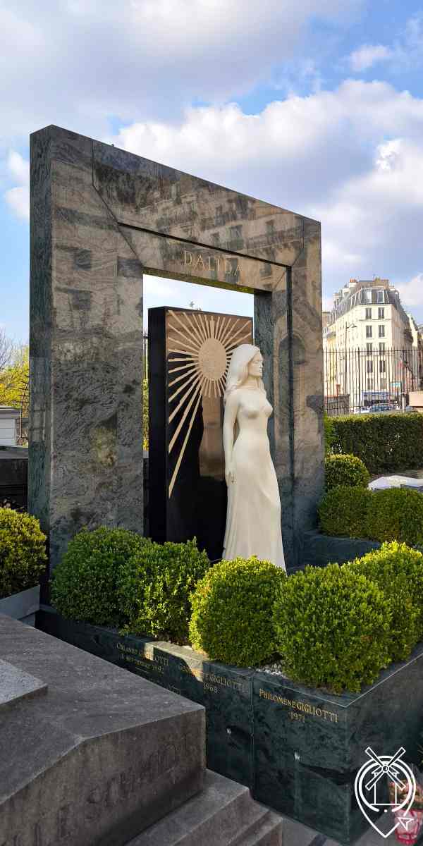 tombe-dalida-montmartre-2