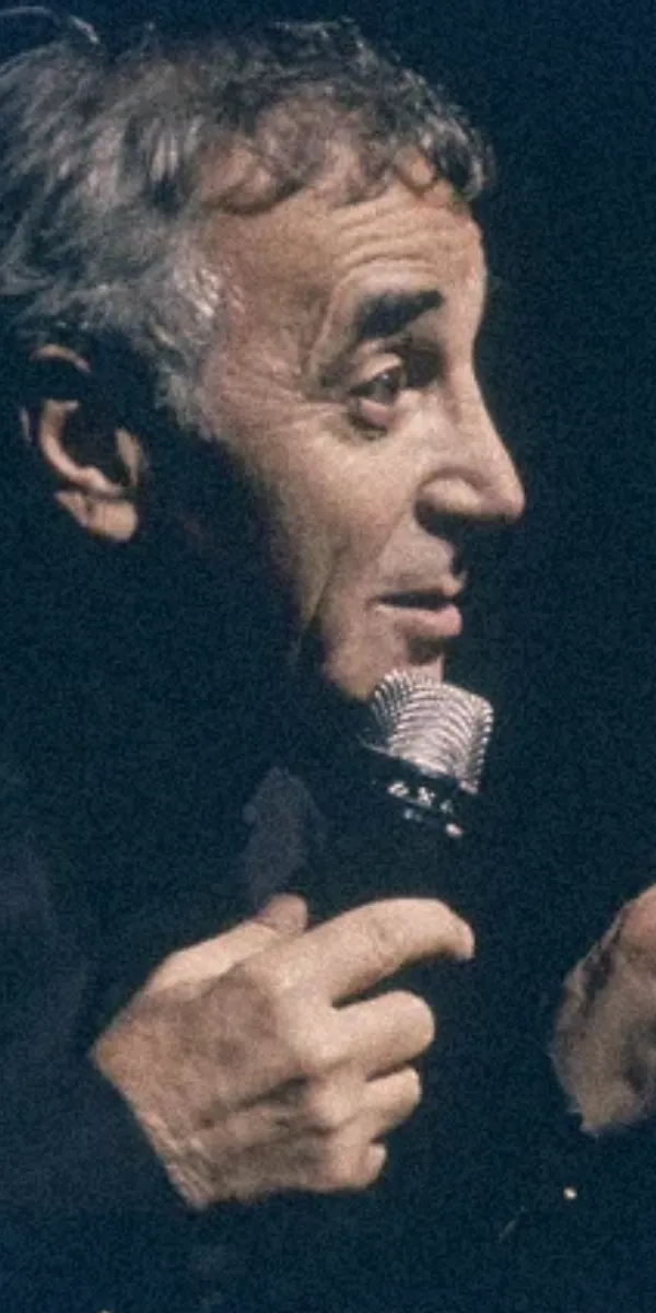 charles-aznavour-montmartre charles-aznavour-montmartre
